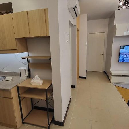 The Atherton- Spacious Modern Condo Unit In Paranaque Near The Airport, Makati, Bgc And Highways Paranaque City 외부 사진