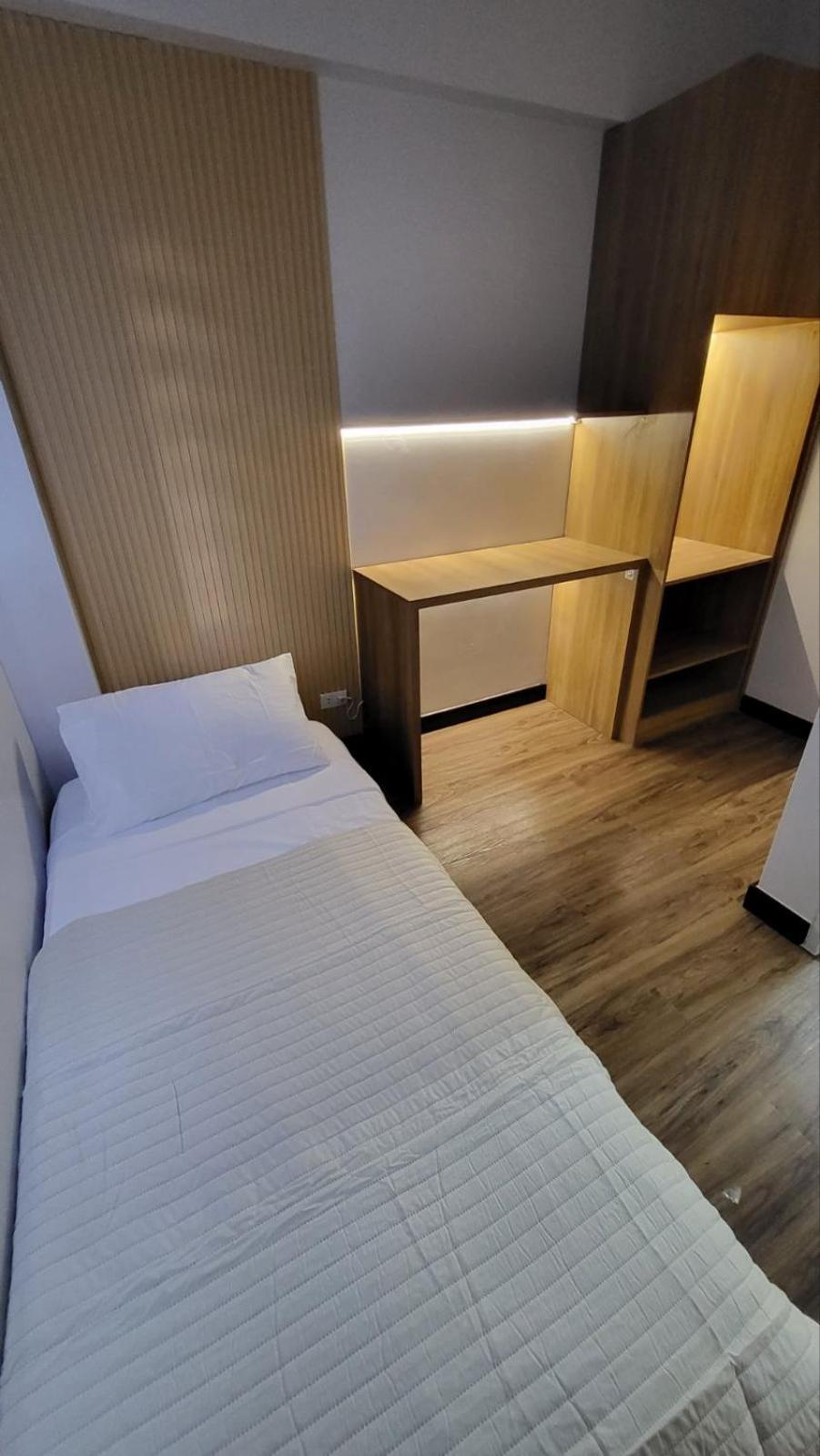 The Atherton- Spacious Modern Condo Unit In Paranaque Near The Airport, Makati, Bgc And Highways Paranaque City 외부 사진