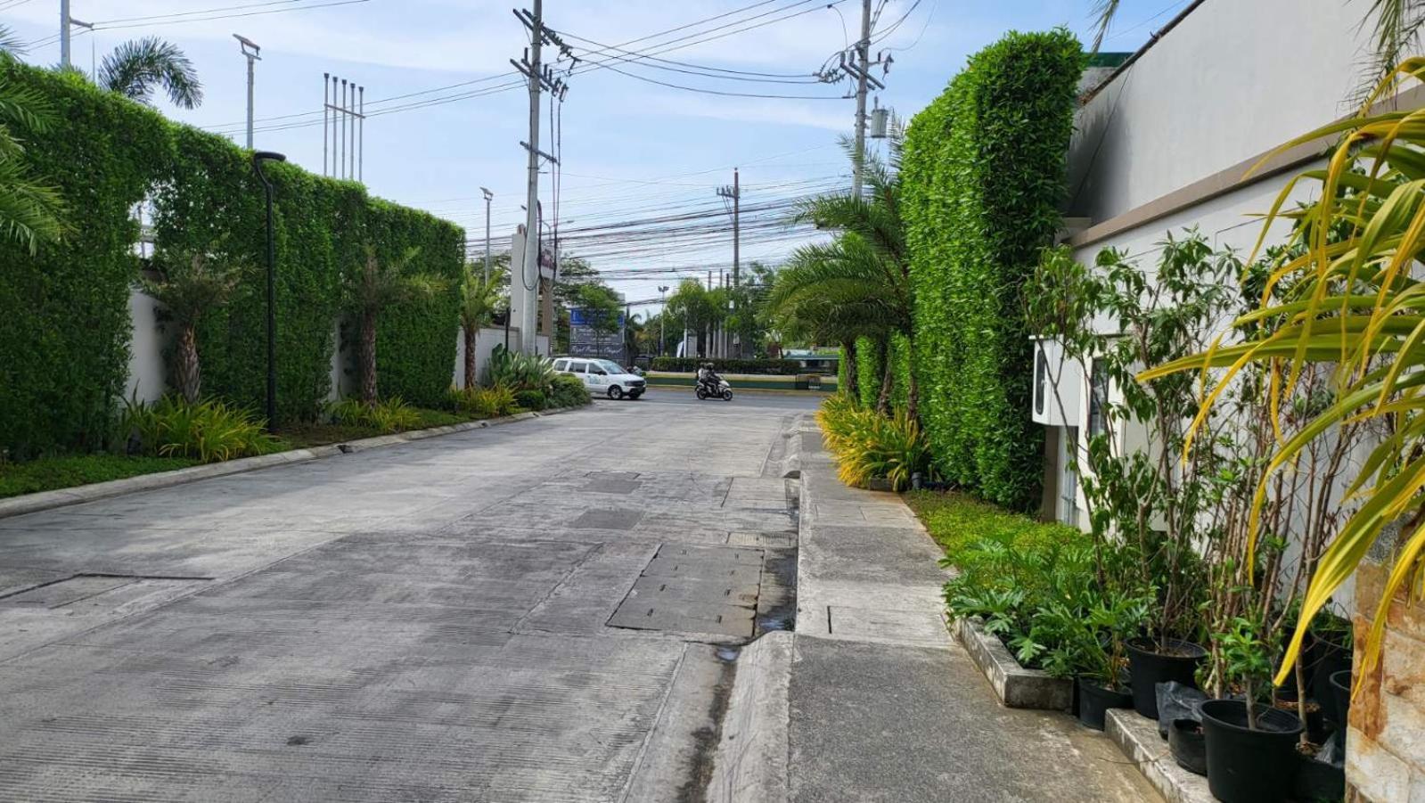 The Atherton- Spacious Modern Condo Unit In Paranaque Near The Airport, Makati, Bgc And Highways Paranaque City 외부 사진